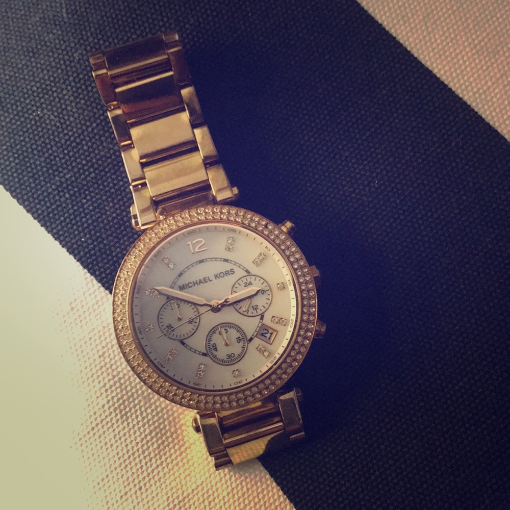 MK WATCH ⏱